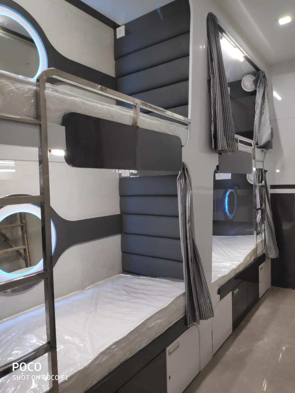 Ocean Dormitory Mumbai Dış mekan fotoğraf